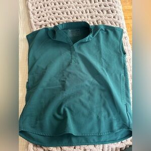 Dark green Figs scrub top